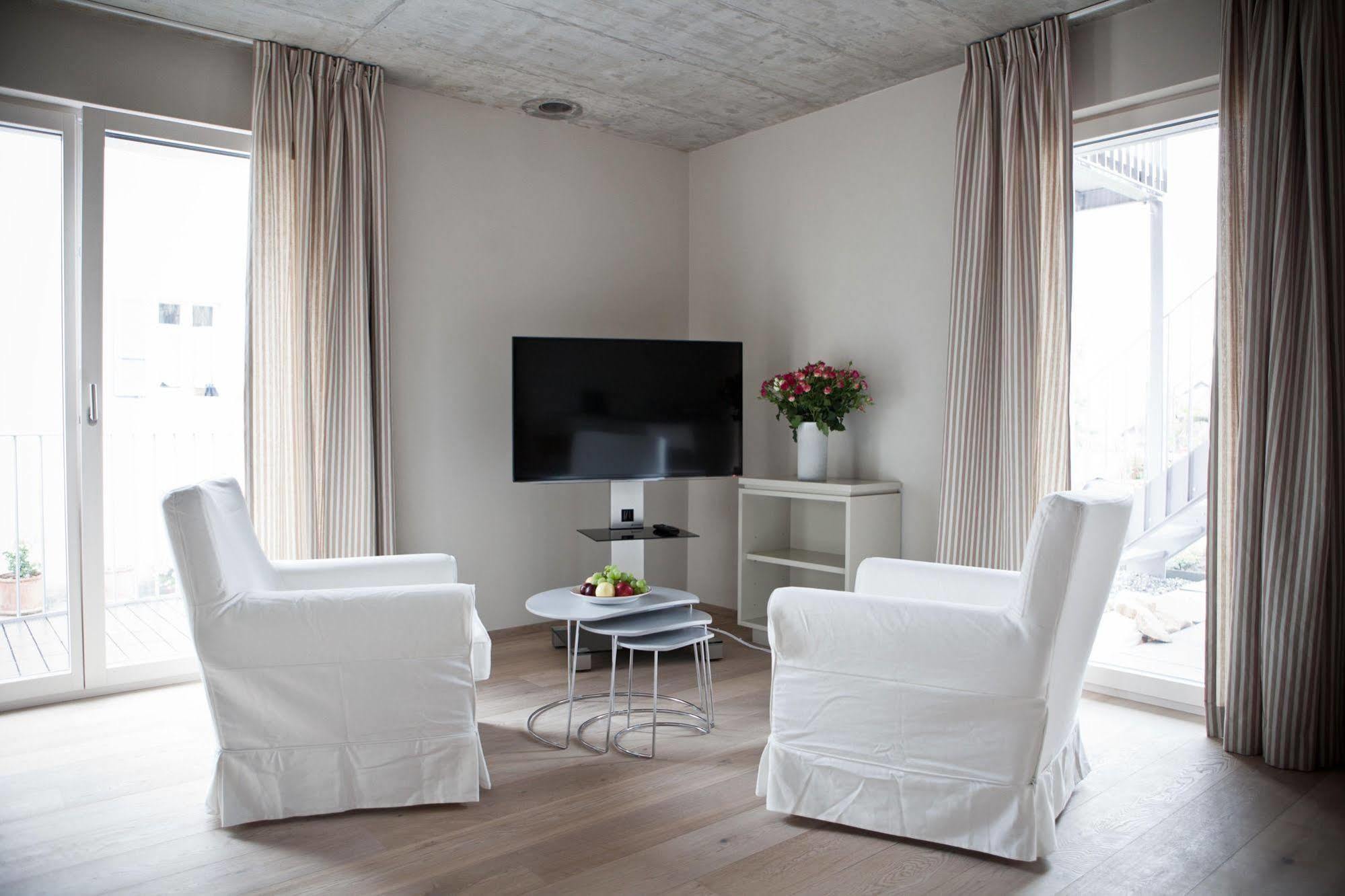 Couette-café Le Coq Chantant B&b&boutique St-livres 4*